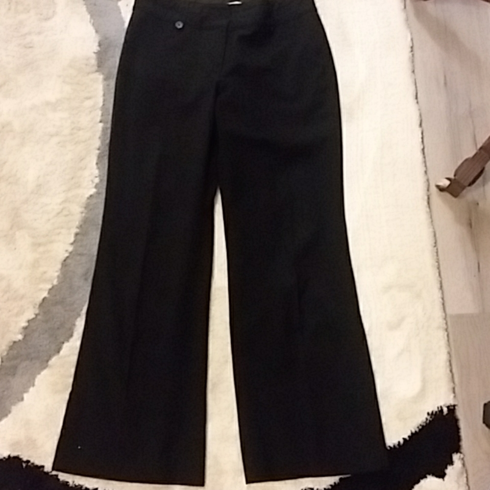 White House Black Market Legacy 4s pants